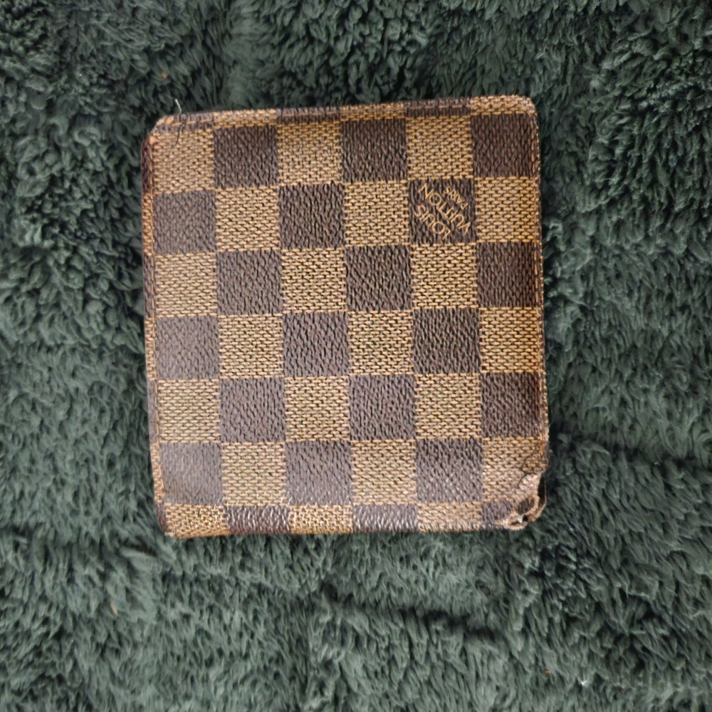 Men's LV Wallet